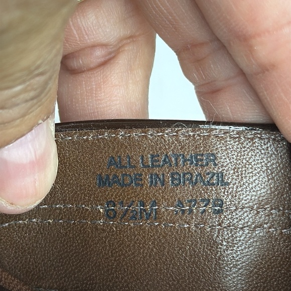 (B) Tory Burch Women's Pumps
8.5 M Brown Snakeskin
Platform Heels - Picture 10 of 15